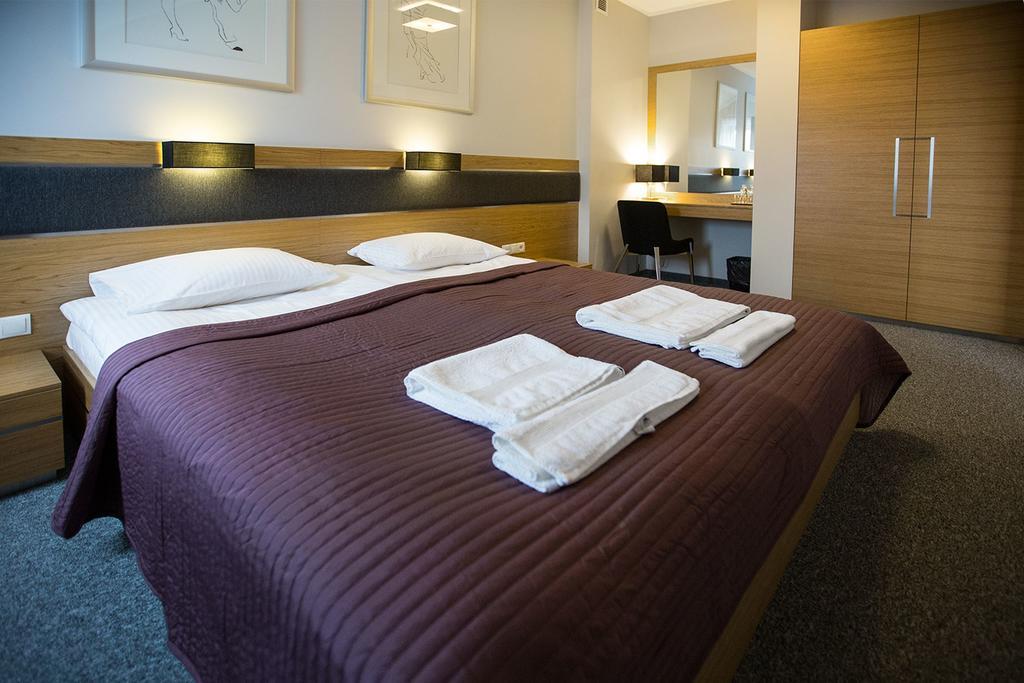 Hotel Karo Radom Eksteriør bilde