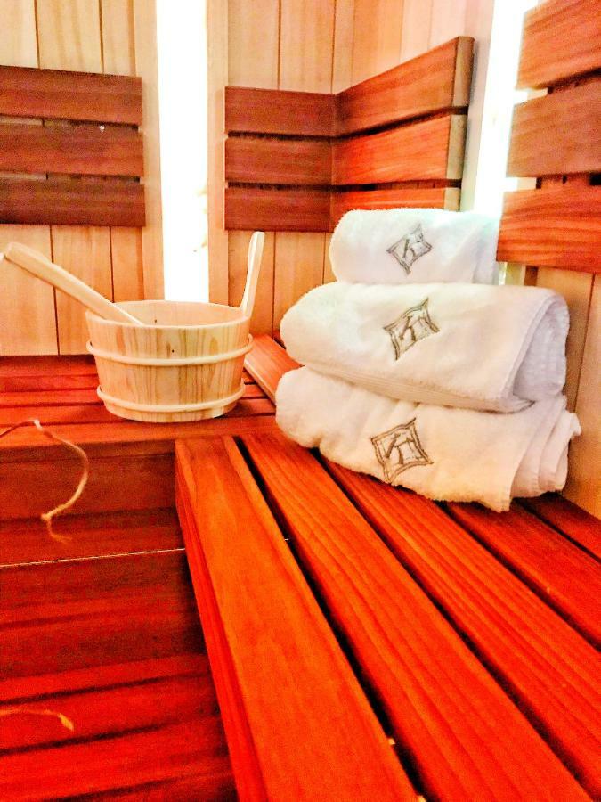 Hotel Karo Radom Eksteriør bilde